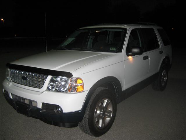 Ford Explorer 2003 photo 1