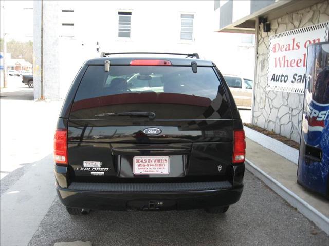 Ford Explorer 2003 photo 1