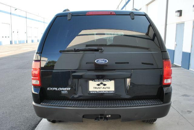 Ford Explorer 2003 photo 1