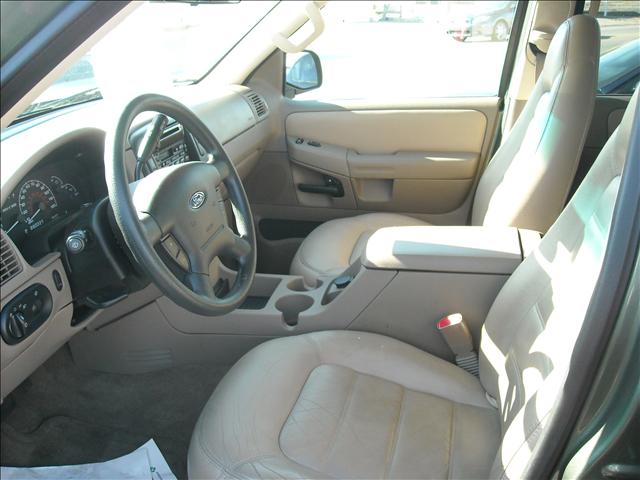 Ford Explorer 2003 photo 4