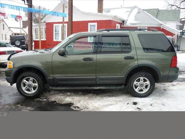 Ford Explorer 2003 photo 1