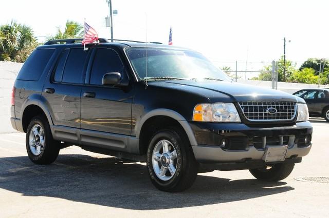 Ford Explorer 2003 photo 3