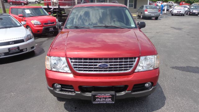 Ford Explorer 2003 photo 2