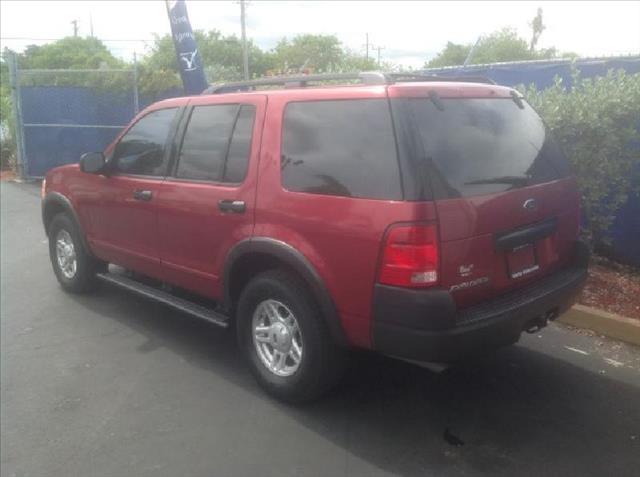 Ford Explorer 2003 photo 13
