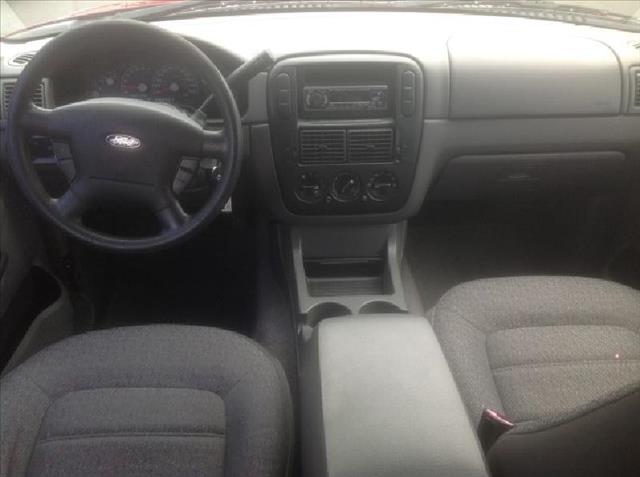 Ford Explorer 2003 photo 8
