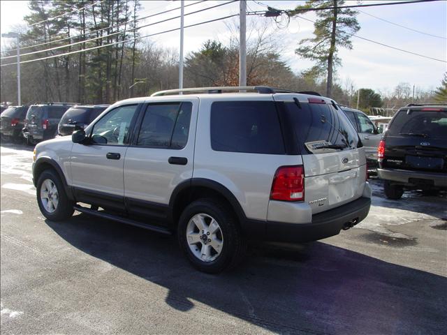 Ford Explorer 2003 photo 1