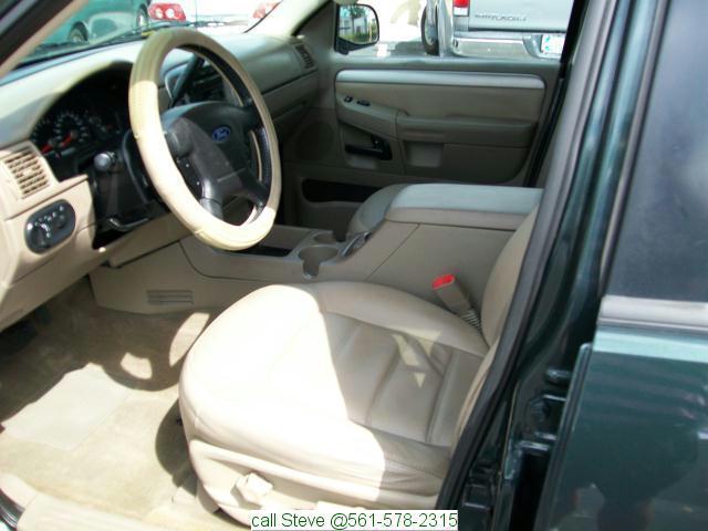 Ford Explorer 2003 photo 5