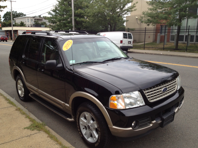 Ford Explorer 2003 photo 2