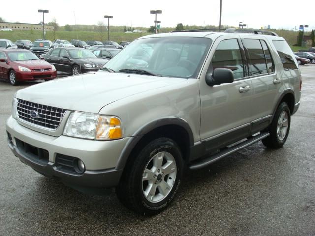 Ford Explorer 2003 photo 3