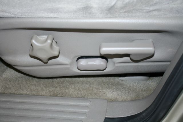 Ford Explorer 2003 photo 10