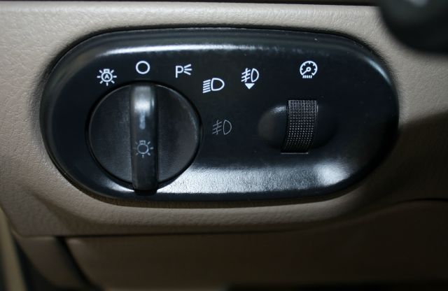 Ford Explorer 2003 photo 15