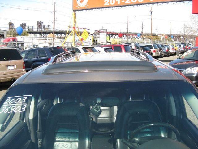 Ford Explorer 2003 photo 3