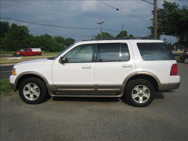 Ford Explorer 2003 photo 2