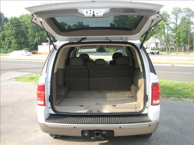 Ford Explorer 2003 photo 5