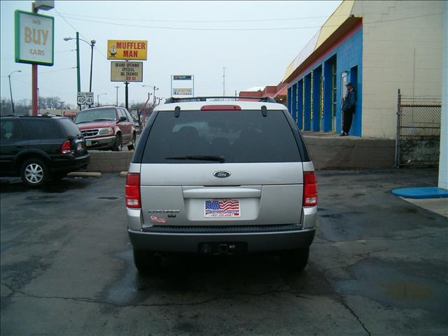 Ford Explorer 2003 photo 3