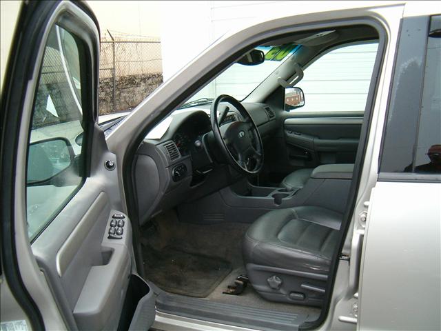 Ford Explorer 2003 photo 5
