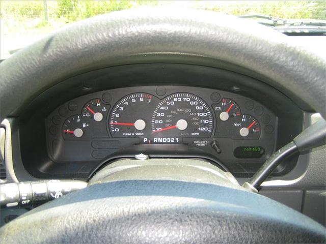 Ford Explorer Unknown SUV