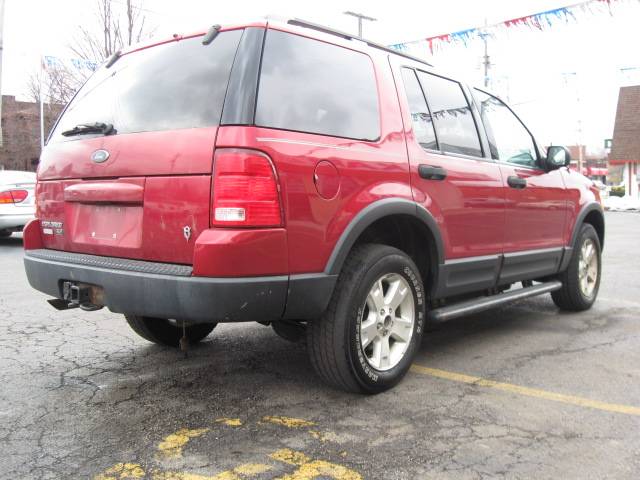 Ford Explorer 2003 photo 4