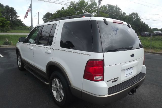 Ford Explorer 2003 photo 1