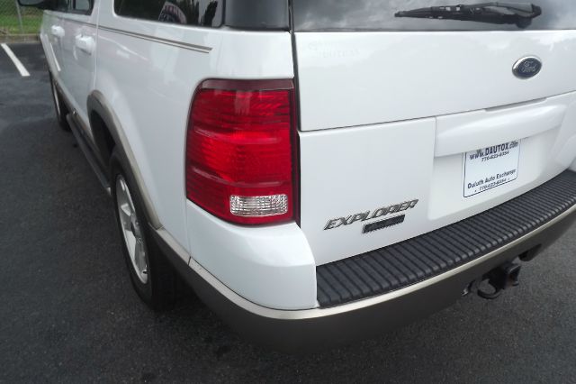 Ford Explorer 2003 photo 10