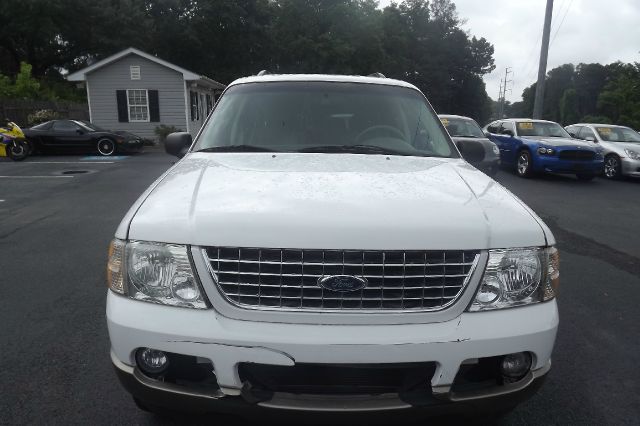 Ford Explorer 2003 photo 11