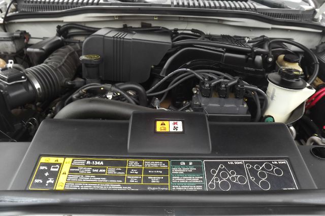 Ford Explorer 2003 photo 4