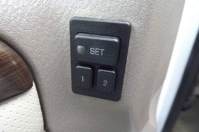 Ford Explorer 2003 photo 6