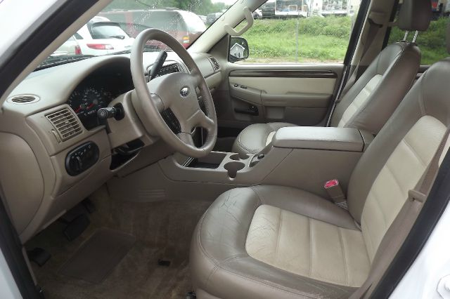 Ford Explorer 2003 photo 8