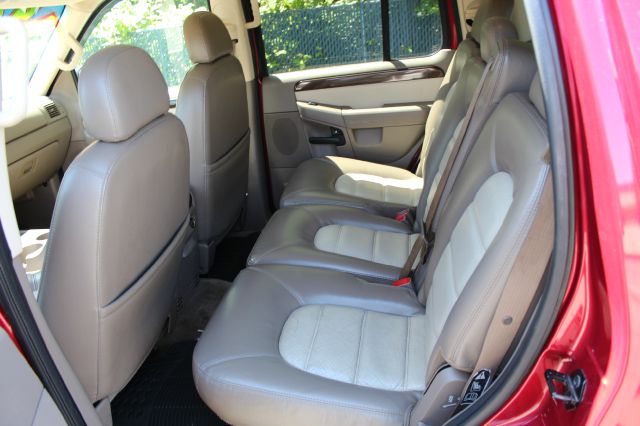 Ford Explorer 2003 photo 20
