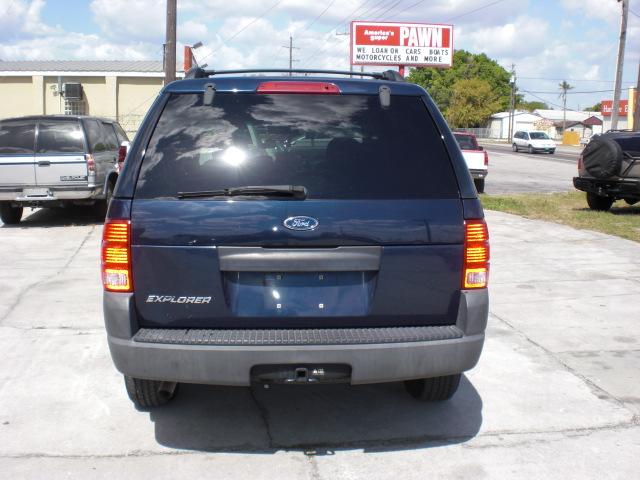 Ford Explorer 2003 photo 4