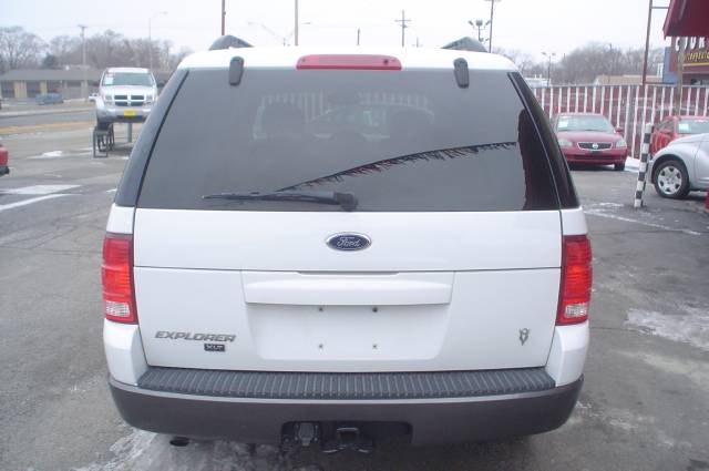Ford Explorer 2003 photo 4