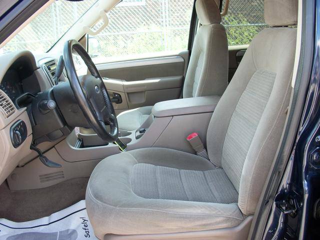 Ford Explorer 2003 photo 5