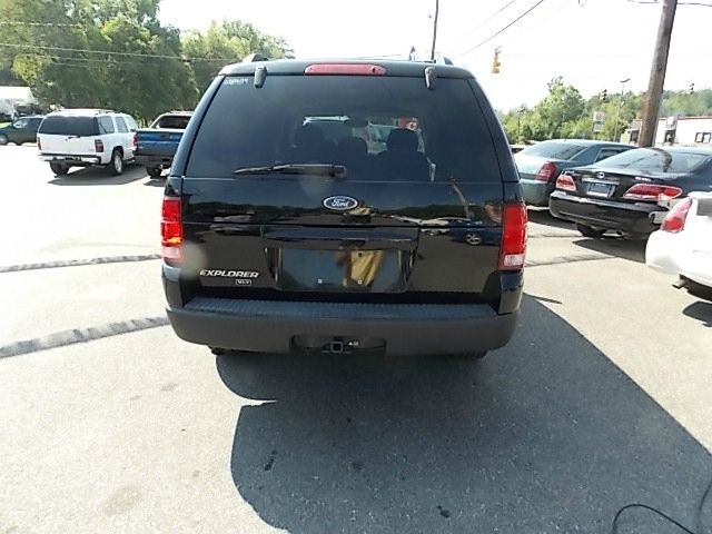 Ford Explorer 2003 photo 4