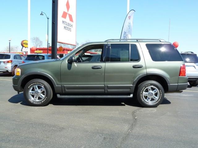 Ford Explorer 2003 photo 4