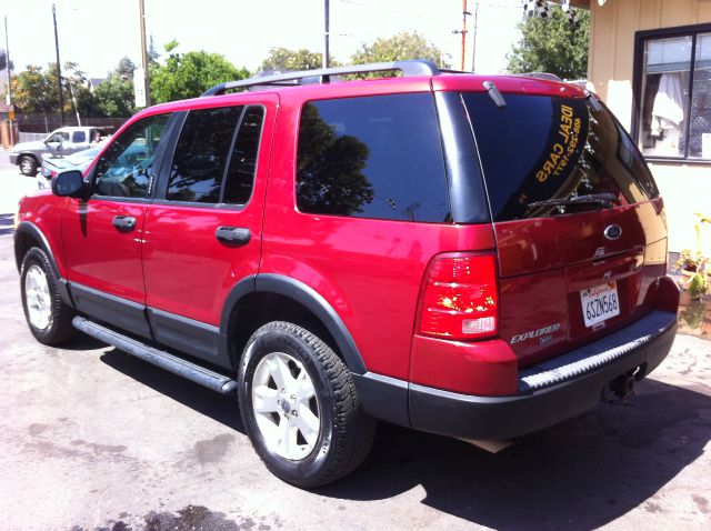 Ford Explorer 2003 photo 6