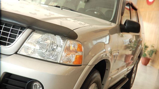 Ford Explorer 2dr LWB SUV