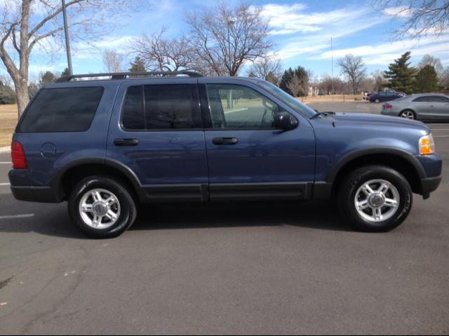 Ford Explorer 2003 photo 5