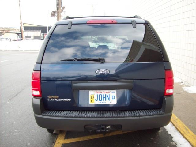 Ford Explorer 2003 photo 1
