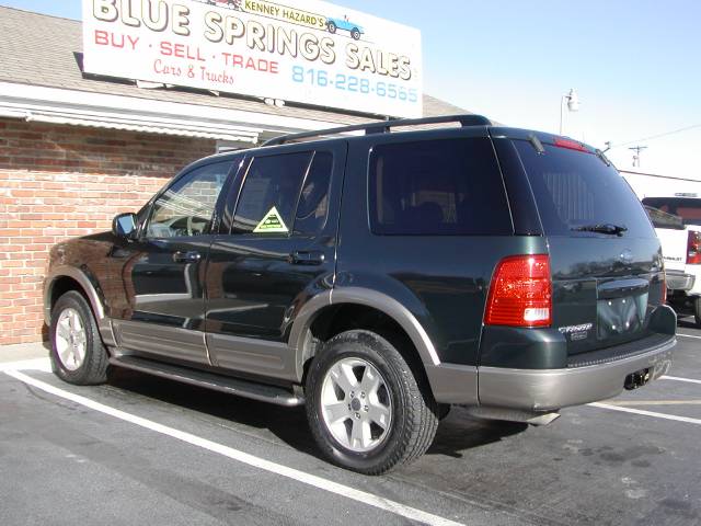 Ford Explorer 2003 photo 4