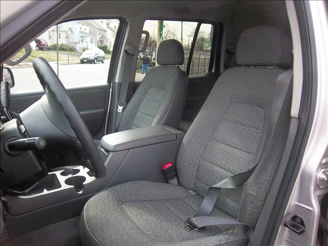 Ford Explorer 2003 photo 5