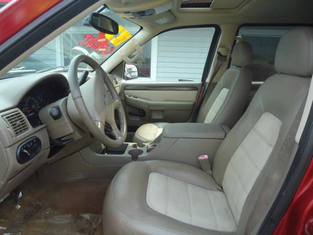 Ford Explorer 2003 photo 3