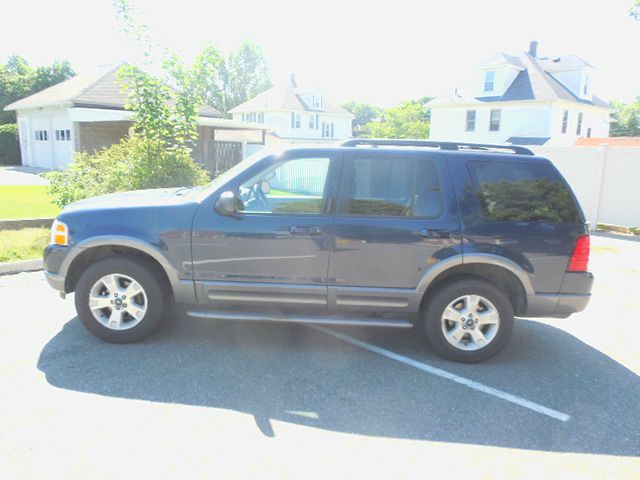 Ford Explorer 2003 photo 3