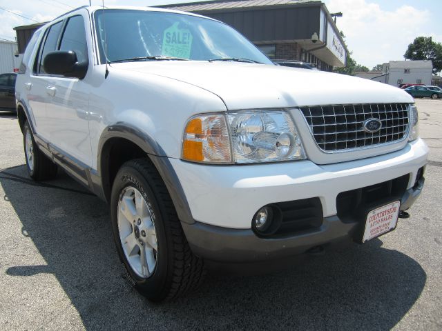Ford Explorer 2003 photo 1