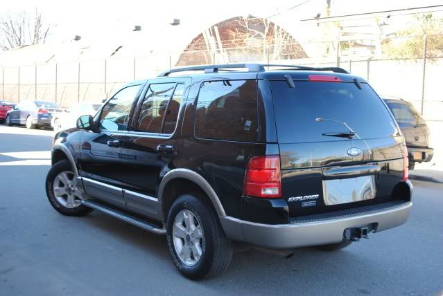 Ford Explorer 2003 photo 3