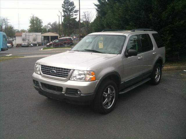 Ford Explorer 2003 photo 1