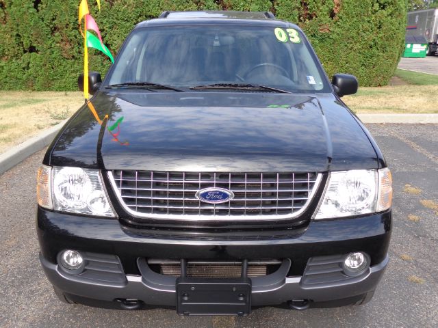 Ford Explorer 2003 photo 4