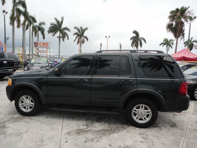 Ford Explorer 2003 photo 1