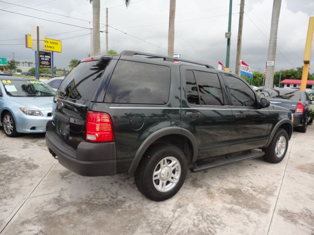 Ford Explorer 2003 photo 2