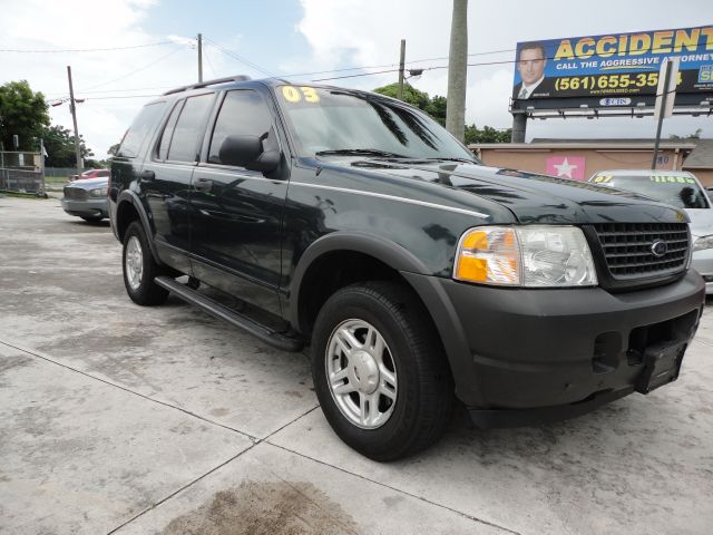 Ford Explorer 2003 photo 3