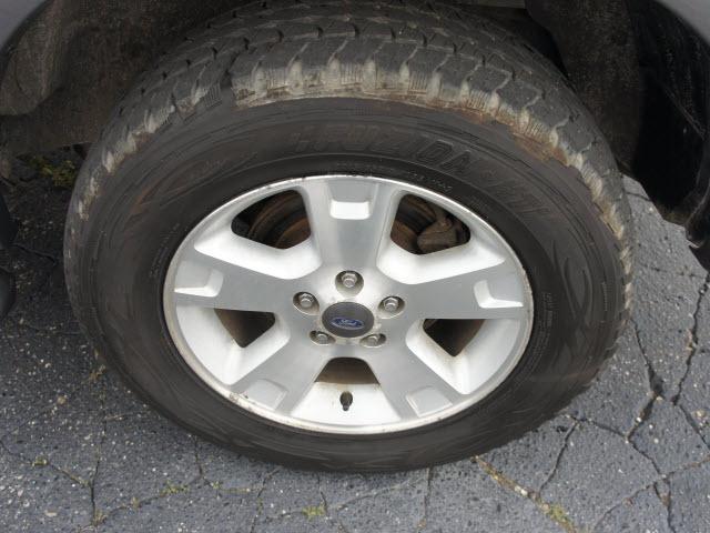 Ford Explorer 2003 photo 5